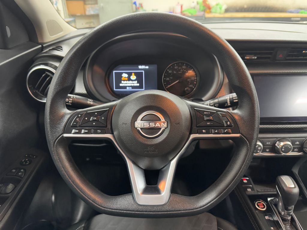 2024 Nissan Kicks SV photo 18