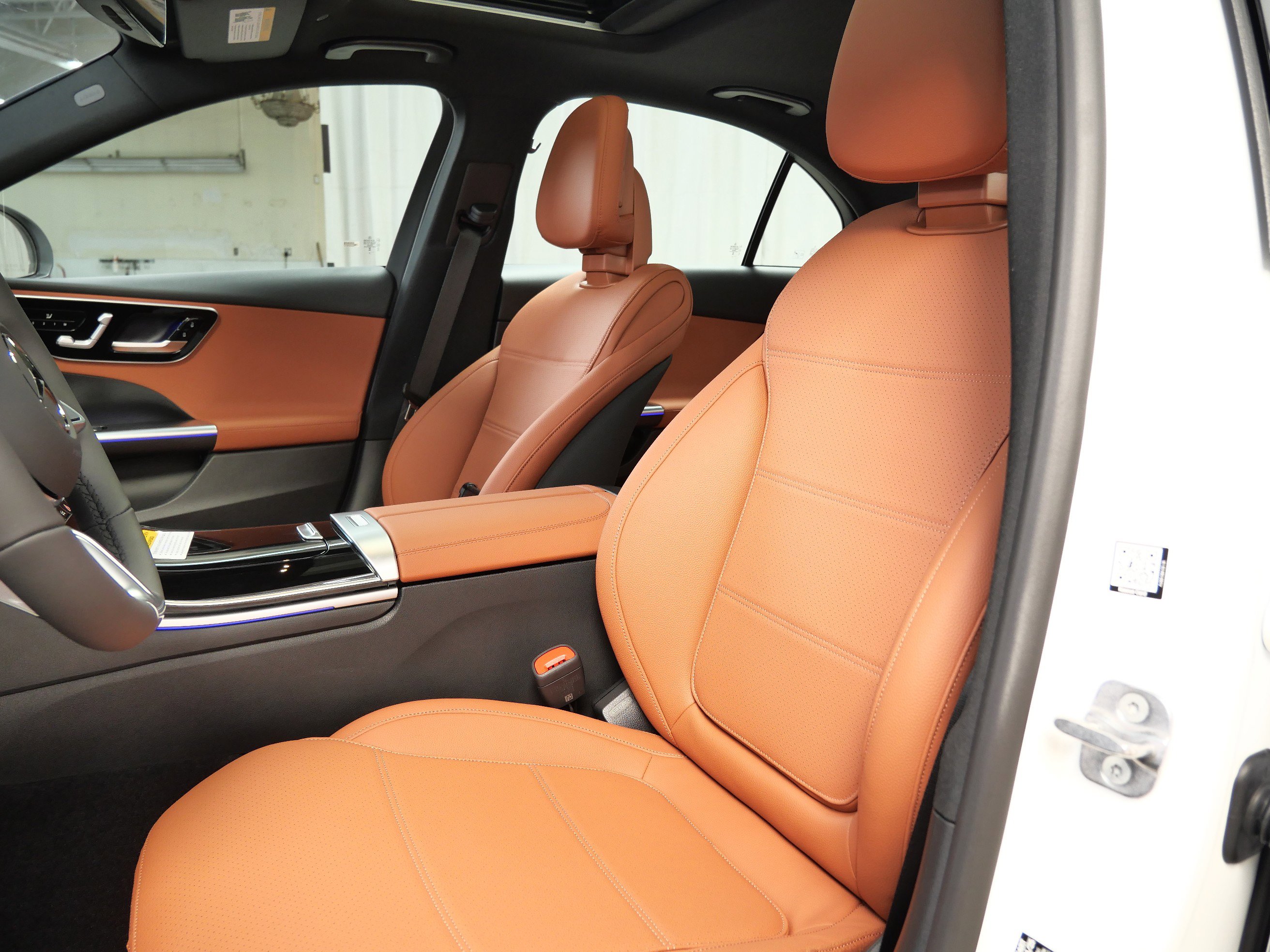 2025 Mercedes Benz C 300 4MATIC photo 3