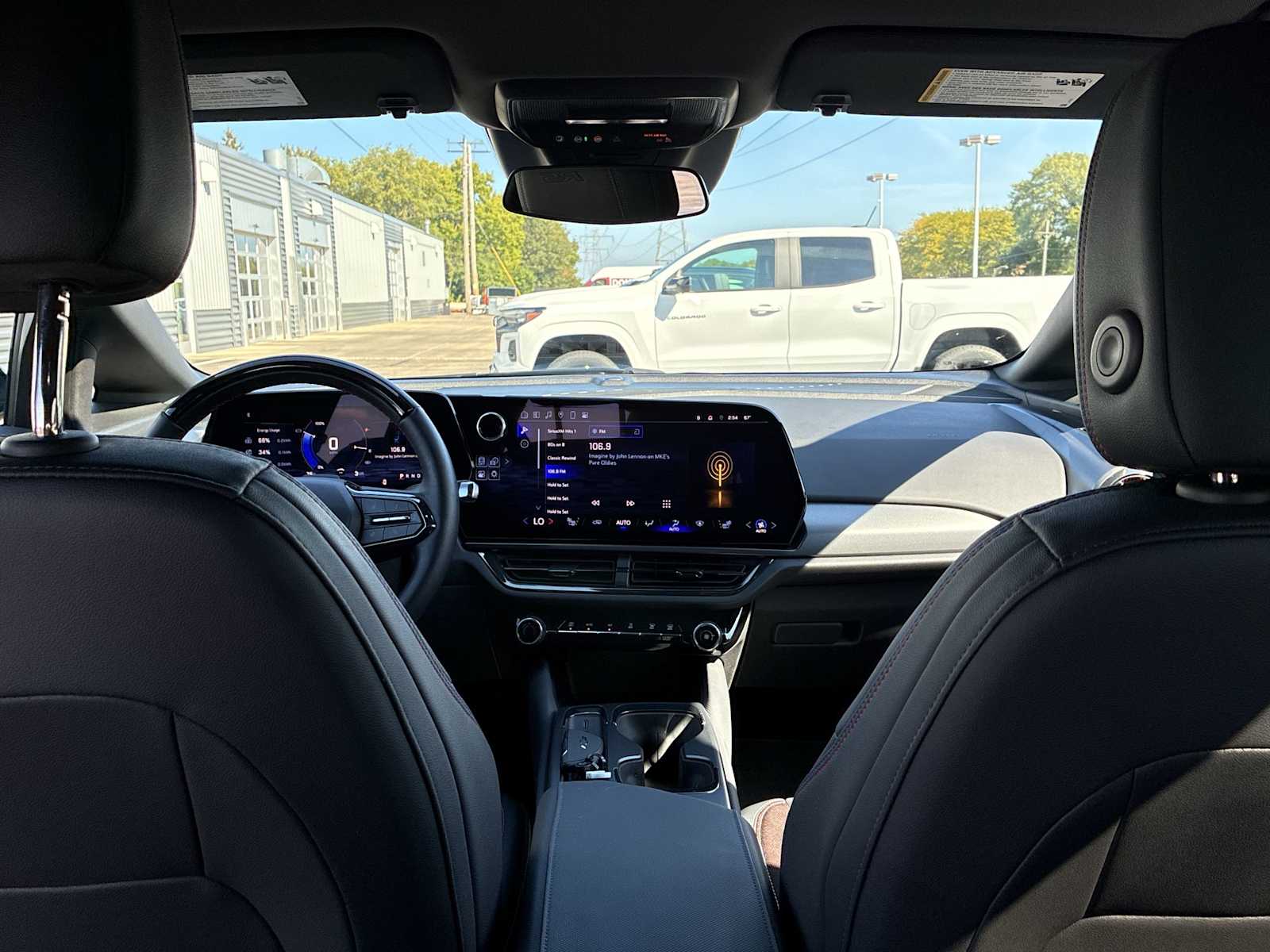 2024 Chevrolet Equinox EV 3RS photo 19