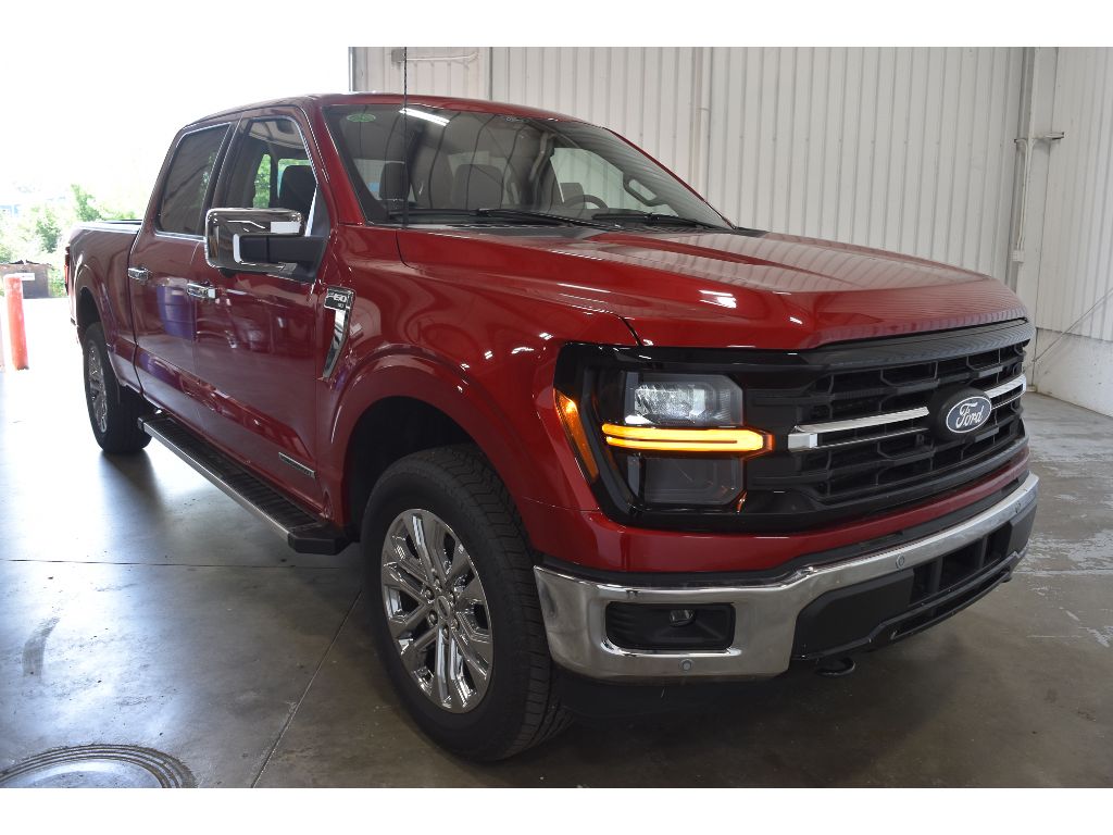 2025 Ford F-150 XLT photo 2