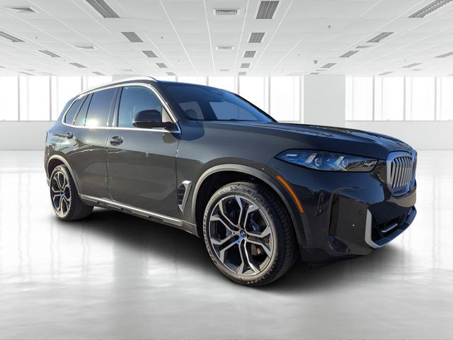 2026 BMW X5 40i's photo