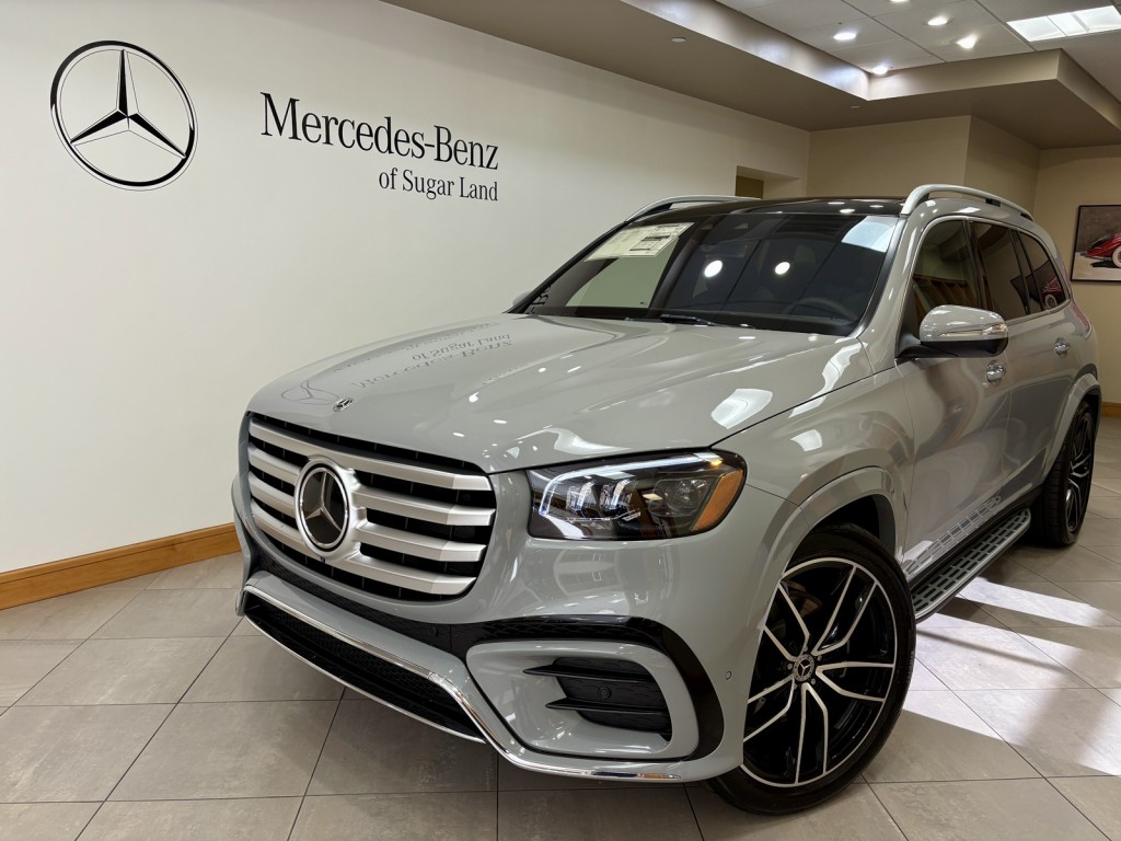 2026 Mercedes-Benz GLS Base's photo