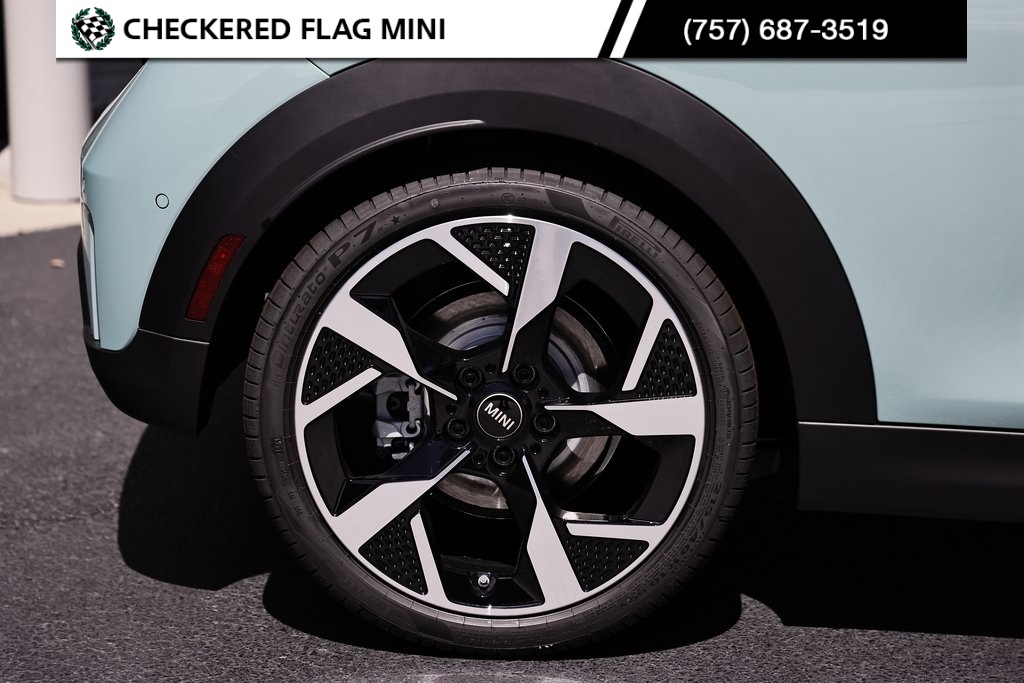 2025 Mini Cooper S Iconic photo 7