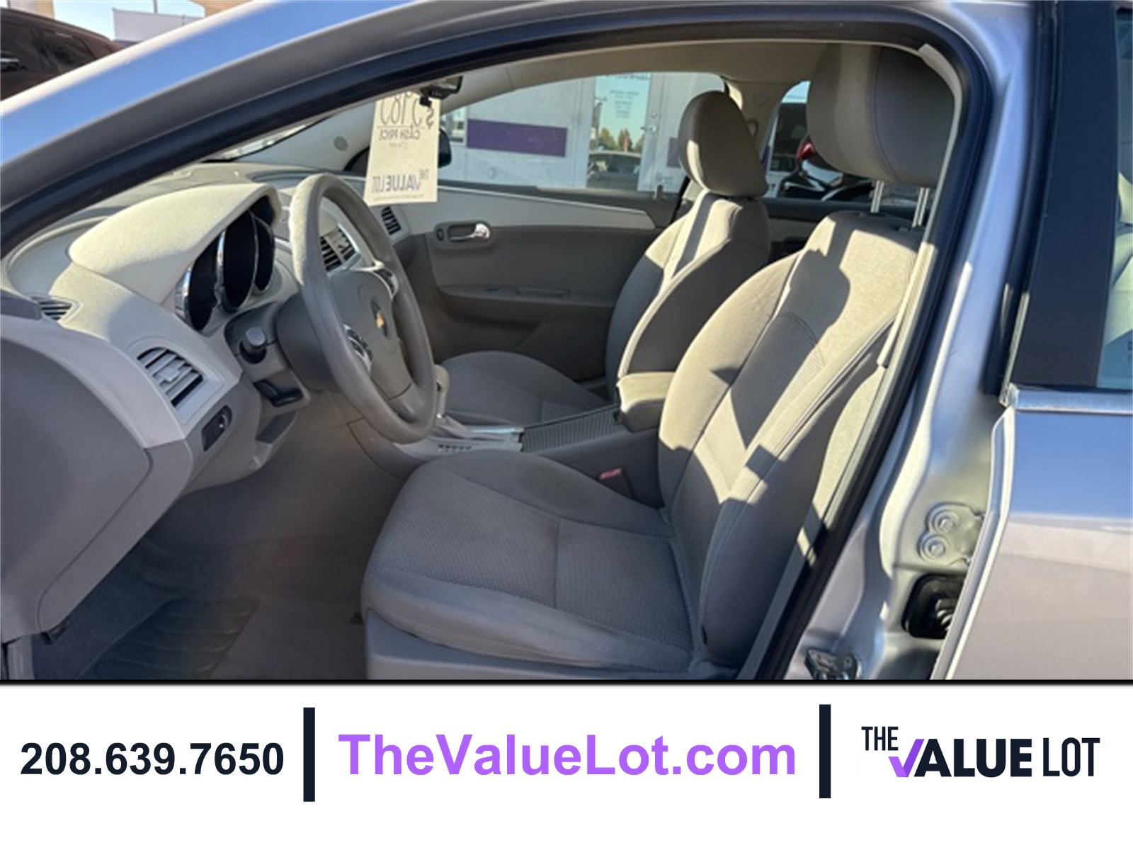 2011 Chevrolet Malibu 1LT photo 19