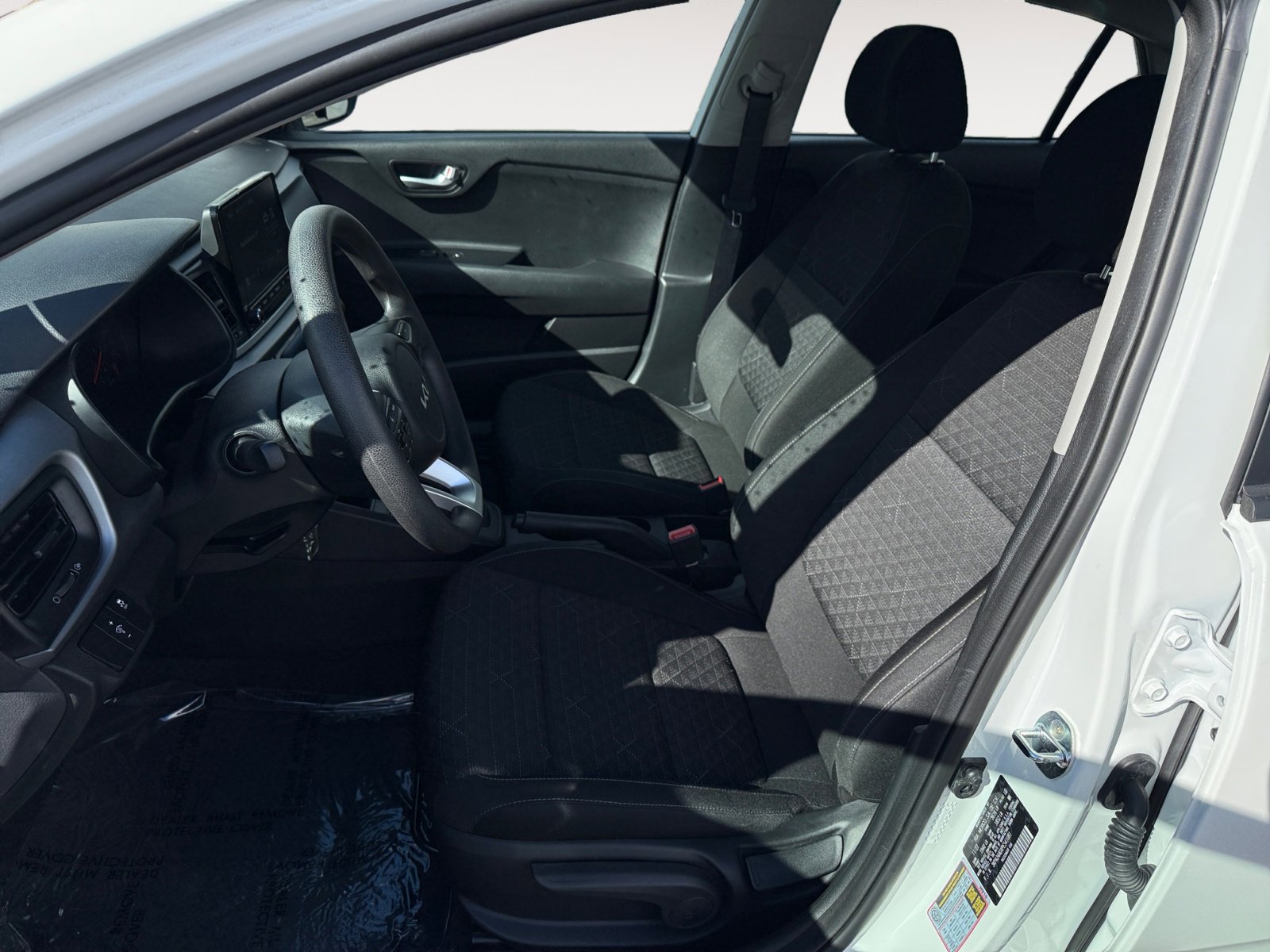2023 Kia Rio LX photo 10