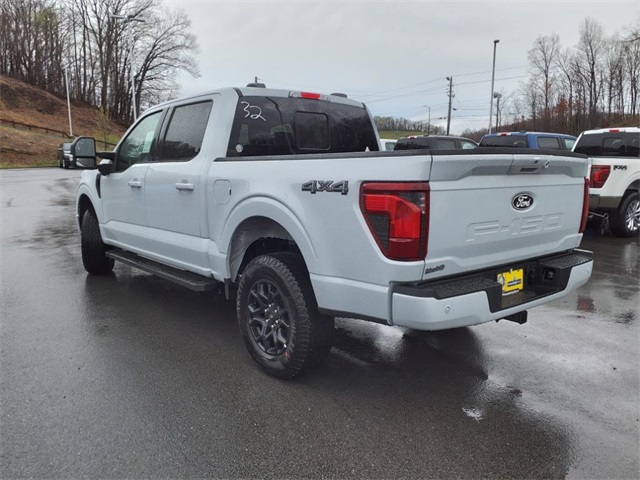 2025 Ford F-150 XLT photo 4