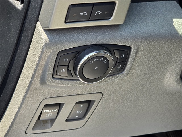 2020 Ford F-150 Lariat photo 8