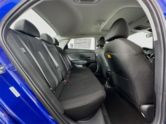 2025 Hyundai Elantra SEL Convenience photo 36
