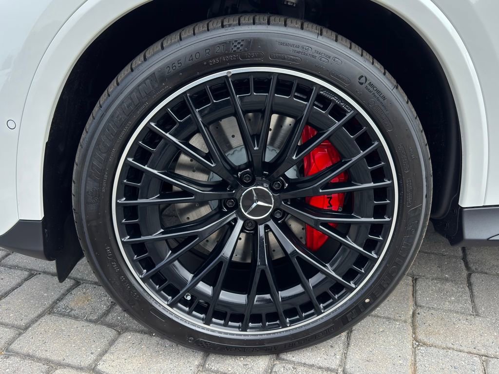 2026 Mercedes Benz GLC 43 AMG photo 8
