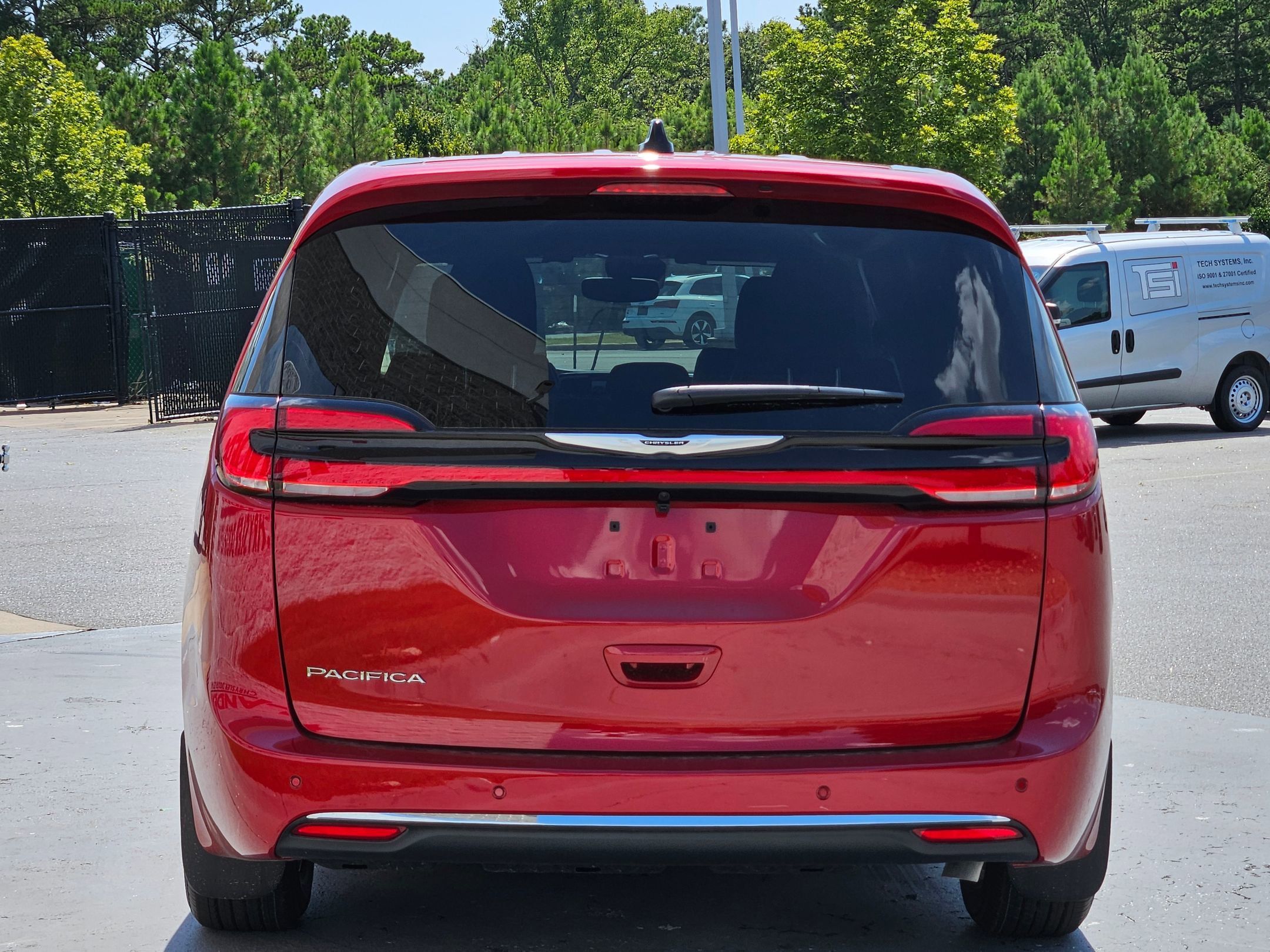 2026 Chrysler Pacifica photo 6