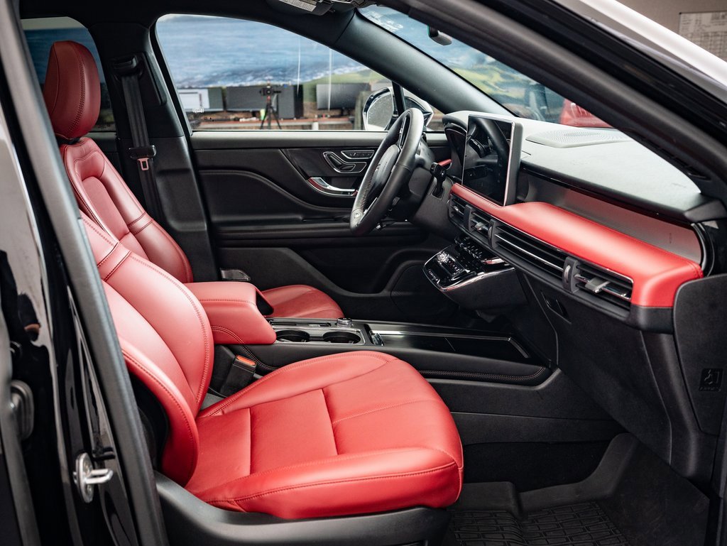 2024 Lincoln Corsair Grand Touring photo 18