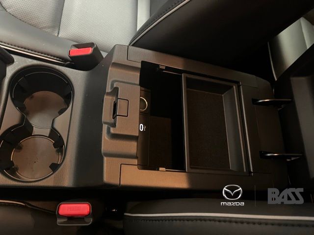 2025 Mazda CX-5 2.5 Select photo 22