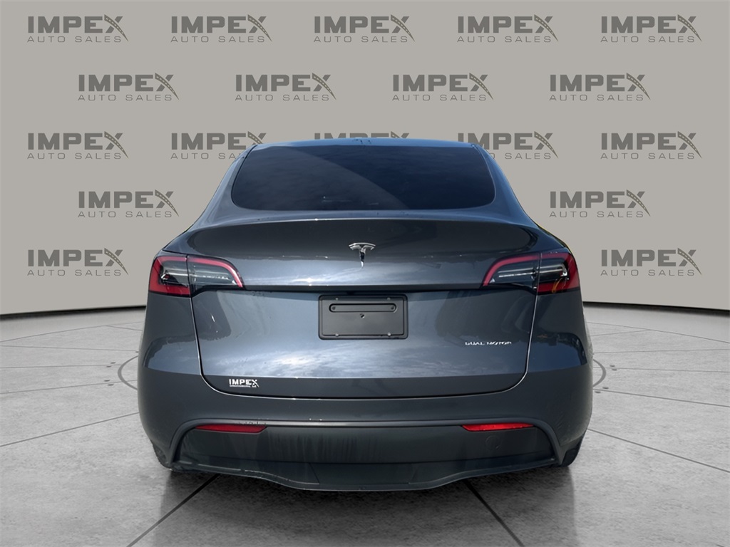 2023 Tesla Model Y Long Range photo 4