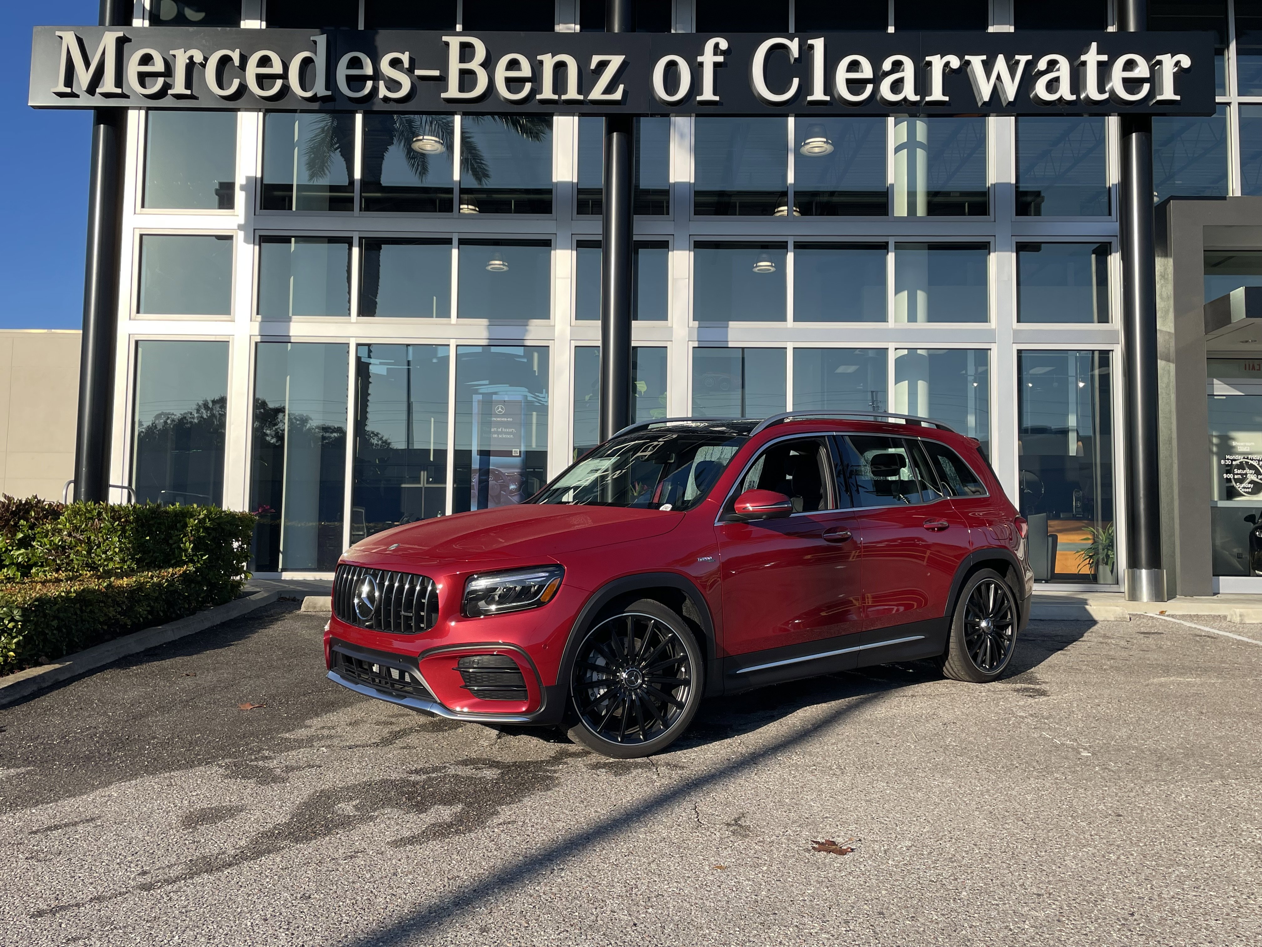 2026 Mercedes-Benz GLB AMG GLB 35's photo