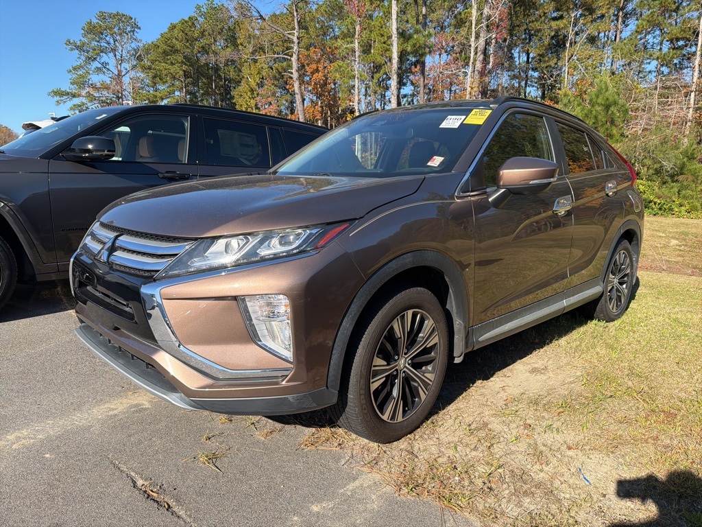 2018 Mitsubishi Eclipse Cross SEL photo 3