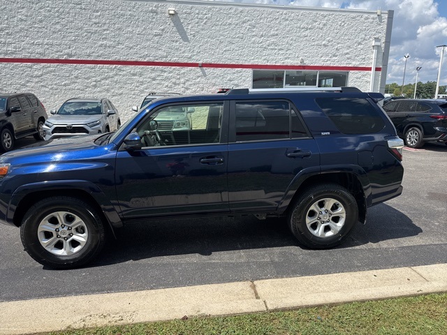 2024 Toyota 4Runner SR5 photo 4