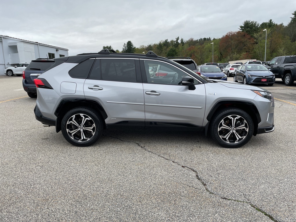 2024 Toyota RAV4 Prime XSE photo 3