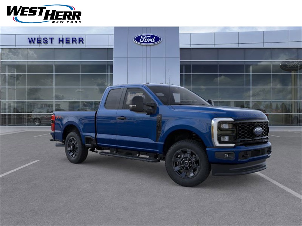 2026 Ford F-350 Super Duty XL's photo