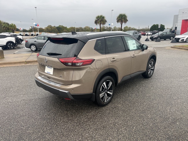 2025 Nissan Rogue SL photo 5