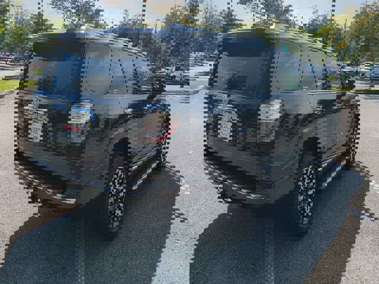 2018 Toyota 4Runner Limited photo 5