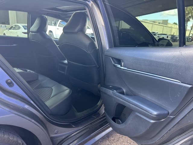 2020 Toyota Camry SE photo 23
