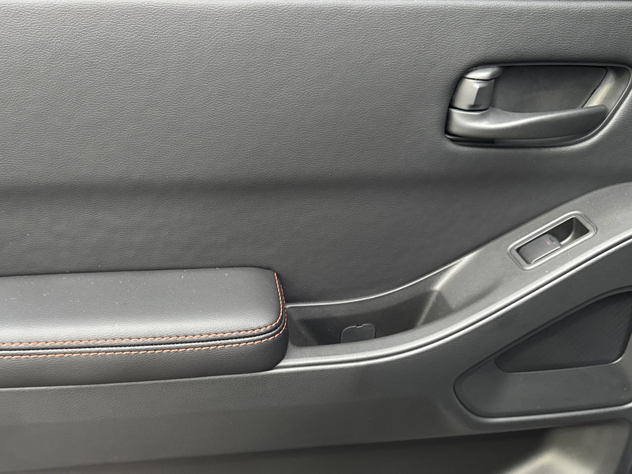 2026 Nissan Frontier PRO-4X photo 4