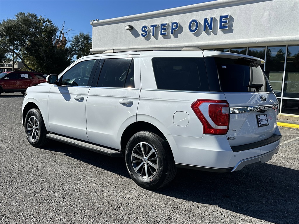 2019 Ford Expedition XLT photo 4
