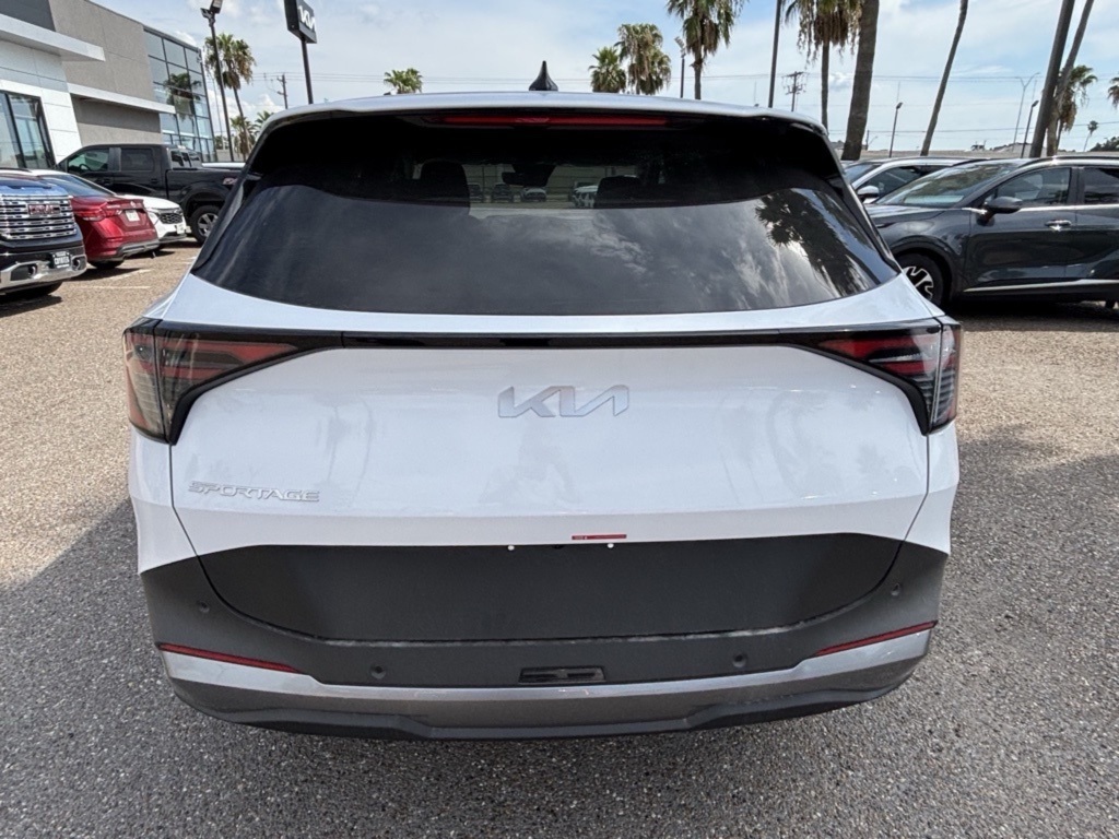 2026 Kia Sportage LX photo 3