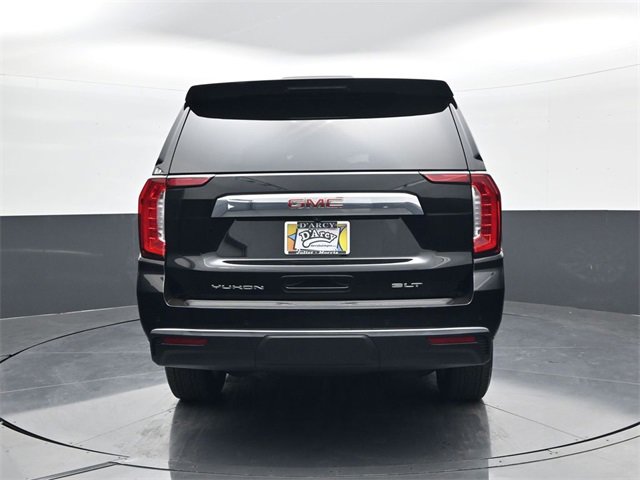2024 Gmc Yukon XL SLT photo 3