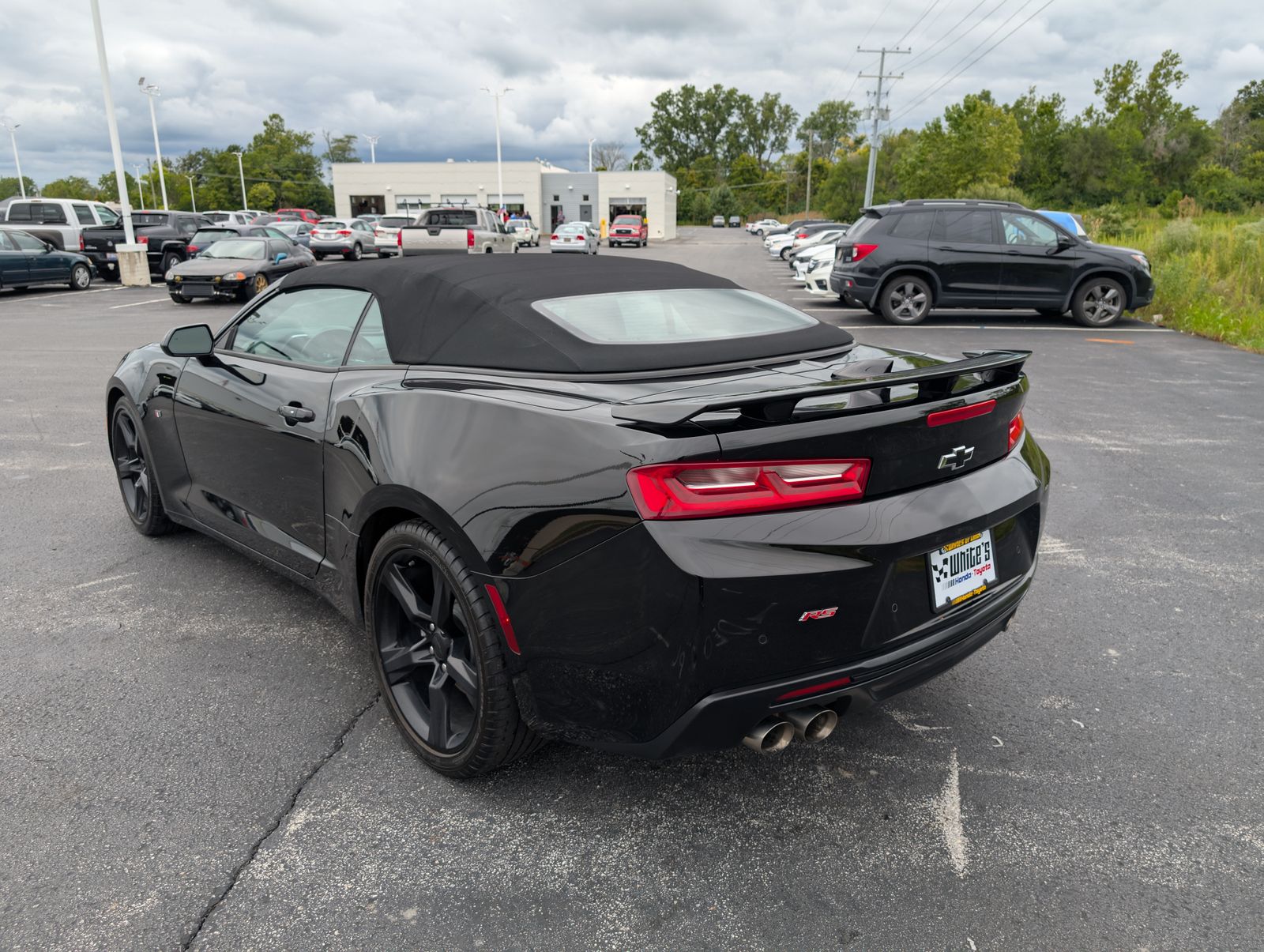 2017 Chevrolet Camaro 2LT photo 4