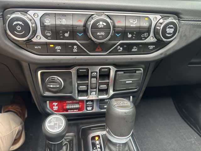 2024 Jeep Wrangler Rubicon 392 photo 12