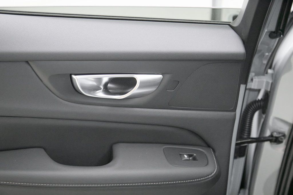 2026 VOLVO V60CC - Image 18