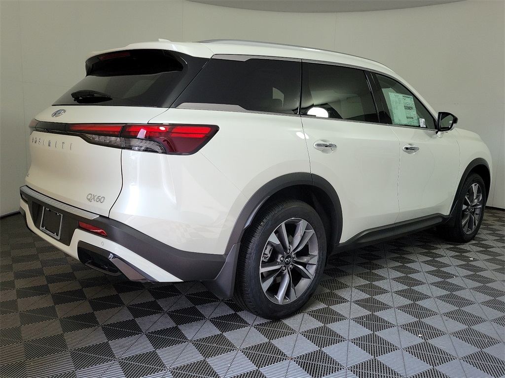2025 Infiniti QX60 Luxe photo 2