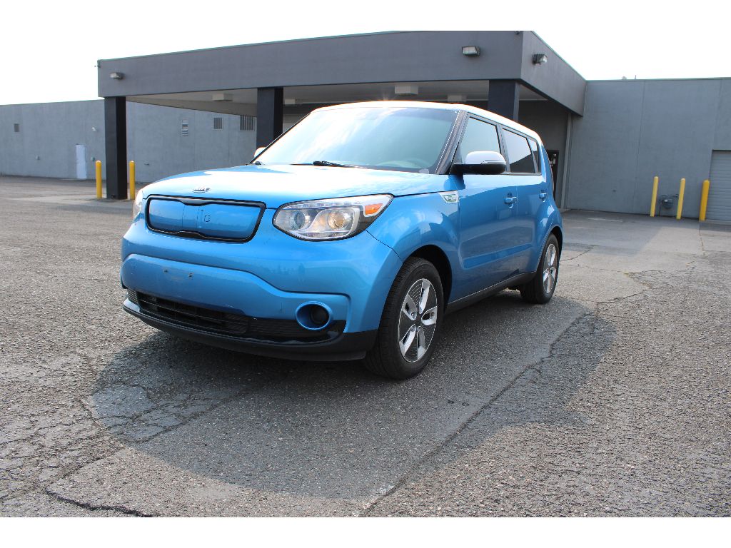 2017 Kia Soul EV photo 3