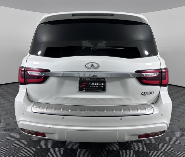 2018 Infiniti QX80 Select photo 4