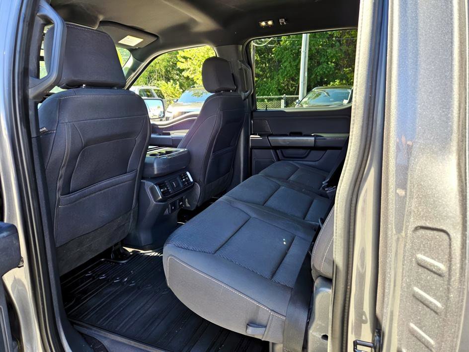 2022 Ford F-150 XLT photo 7