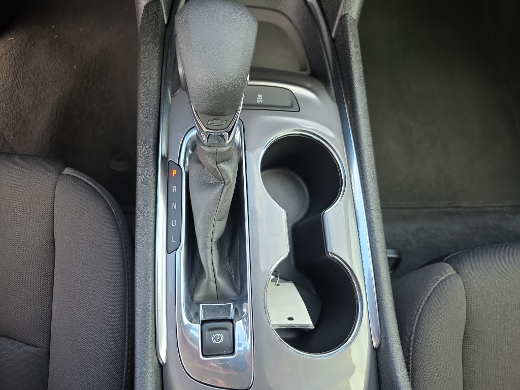 2023 Chevrolet Malibu 1LT photo 24
