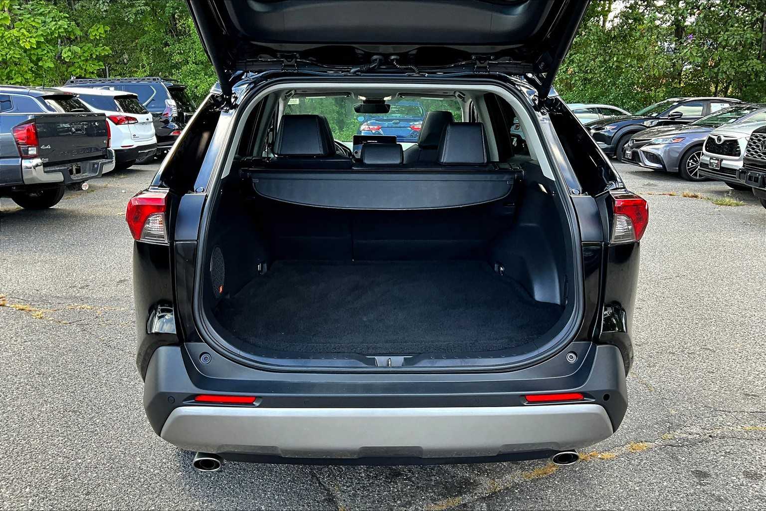2024 Toyota RAV4 Limited photo 29
