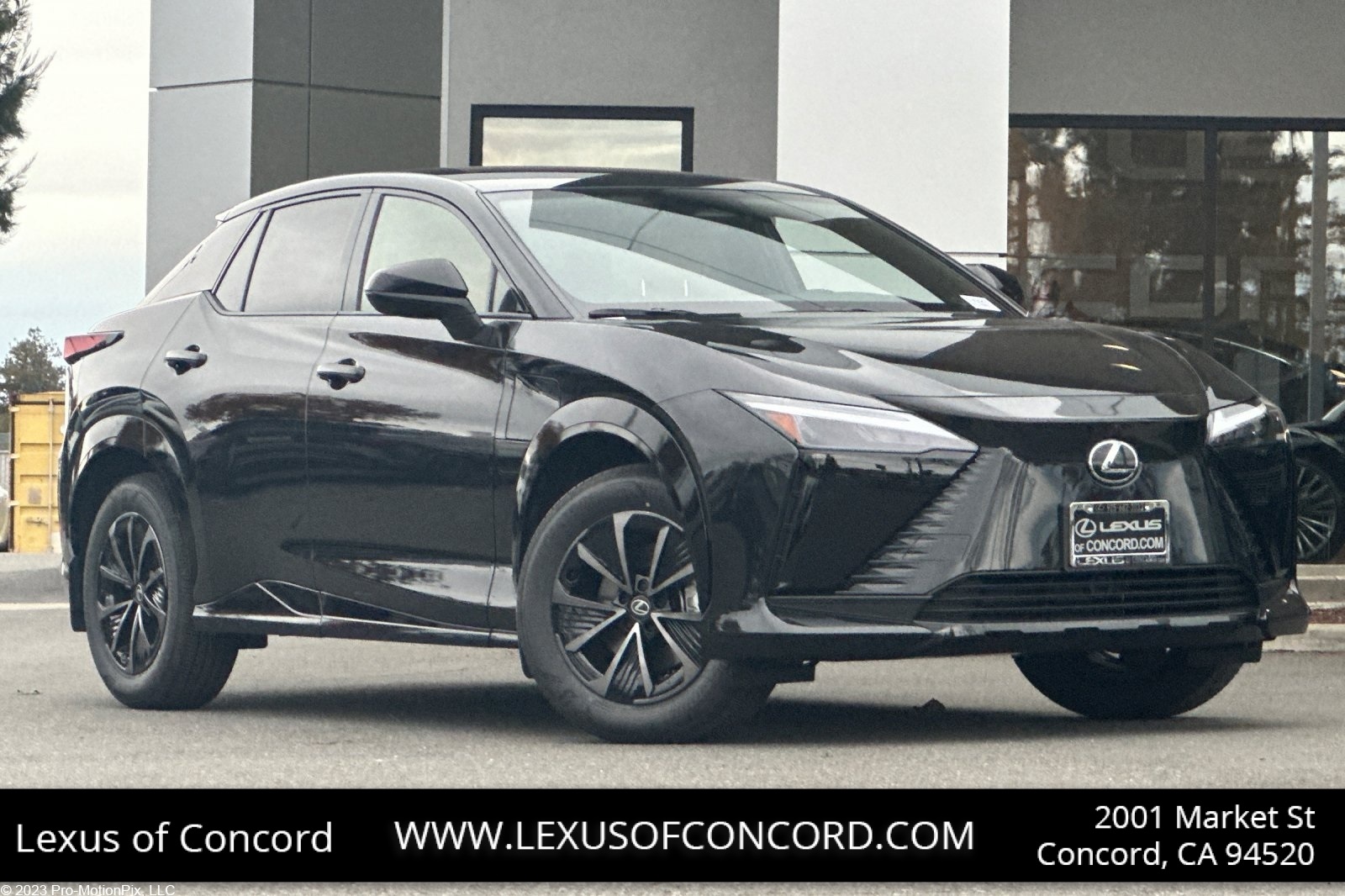 2026 Lexus RZ 350e Signature's photo