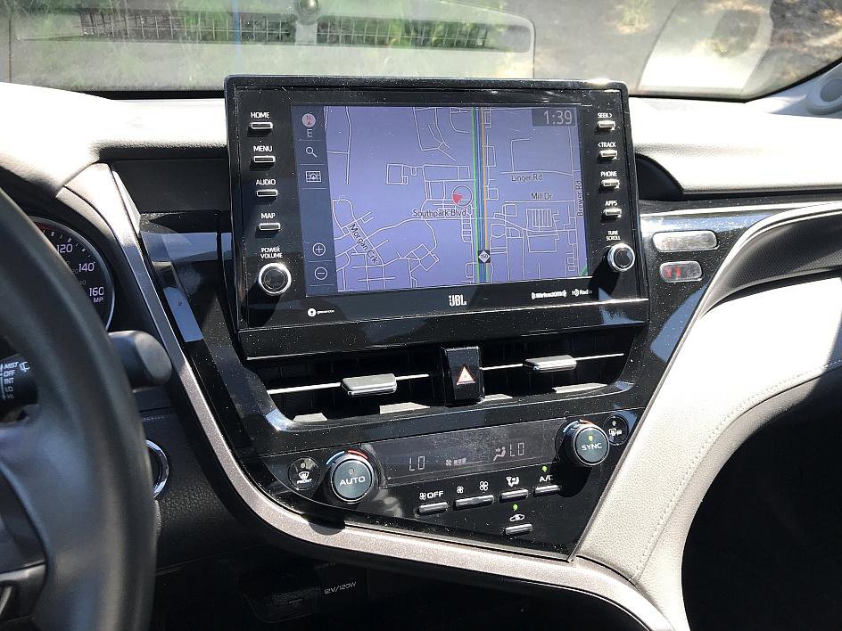 2023 Toyota Camry XSE photo 18