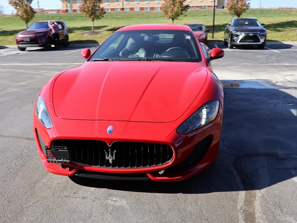 2015 Maserati Granturismo Sport MC photo 2