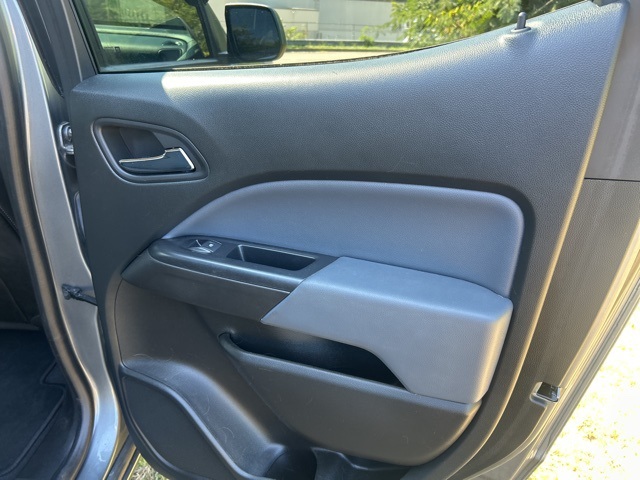2020 Chevrolet Colorado Z71 photo 21