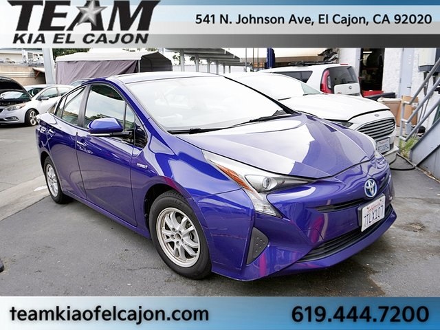 2016 Toyota Prius Three