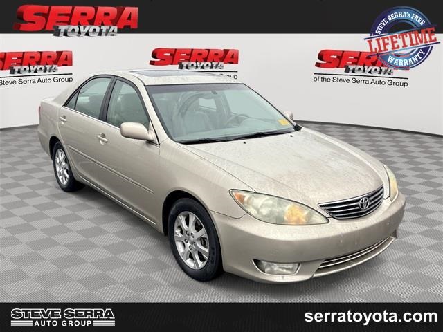 2005 Toyota Camry XLE's photo