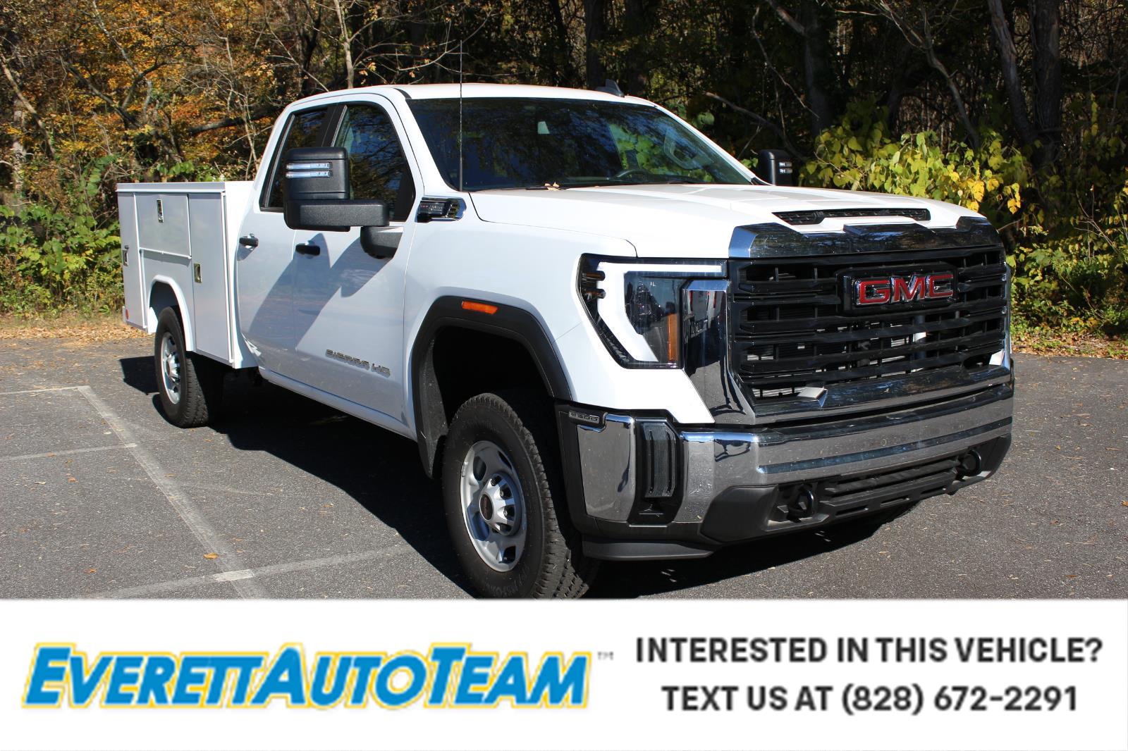 2025 GMC Sierra 2500HD Pro's photo