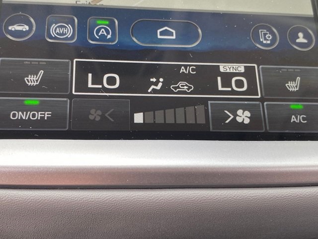2025 Subaru Outback Premium photo 7