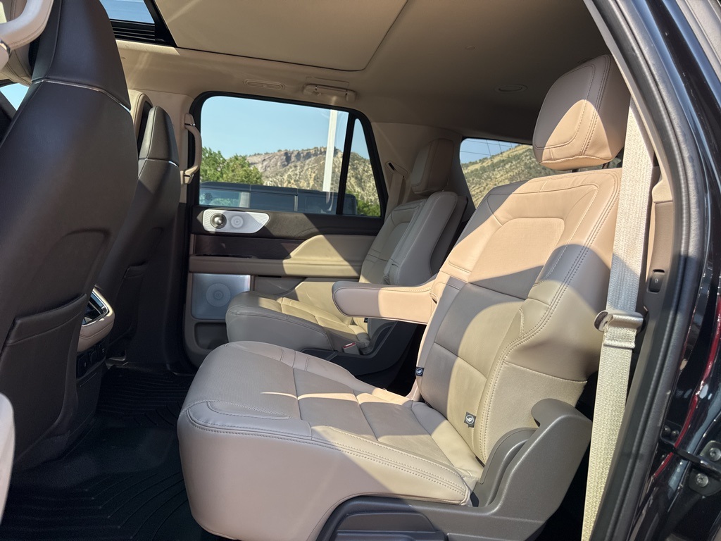 2023 Lincoln Navigator L Reserve photo 10