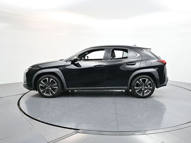 2020 Lexus UX 200 Premium photo 4