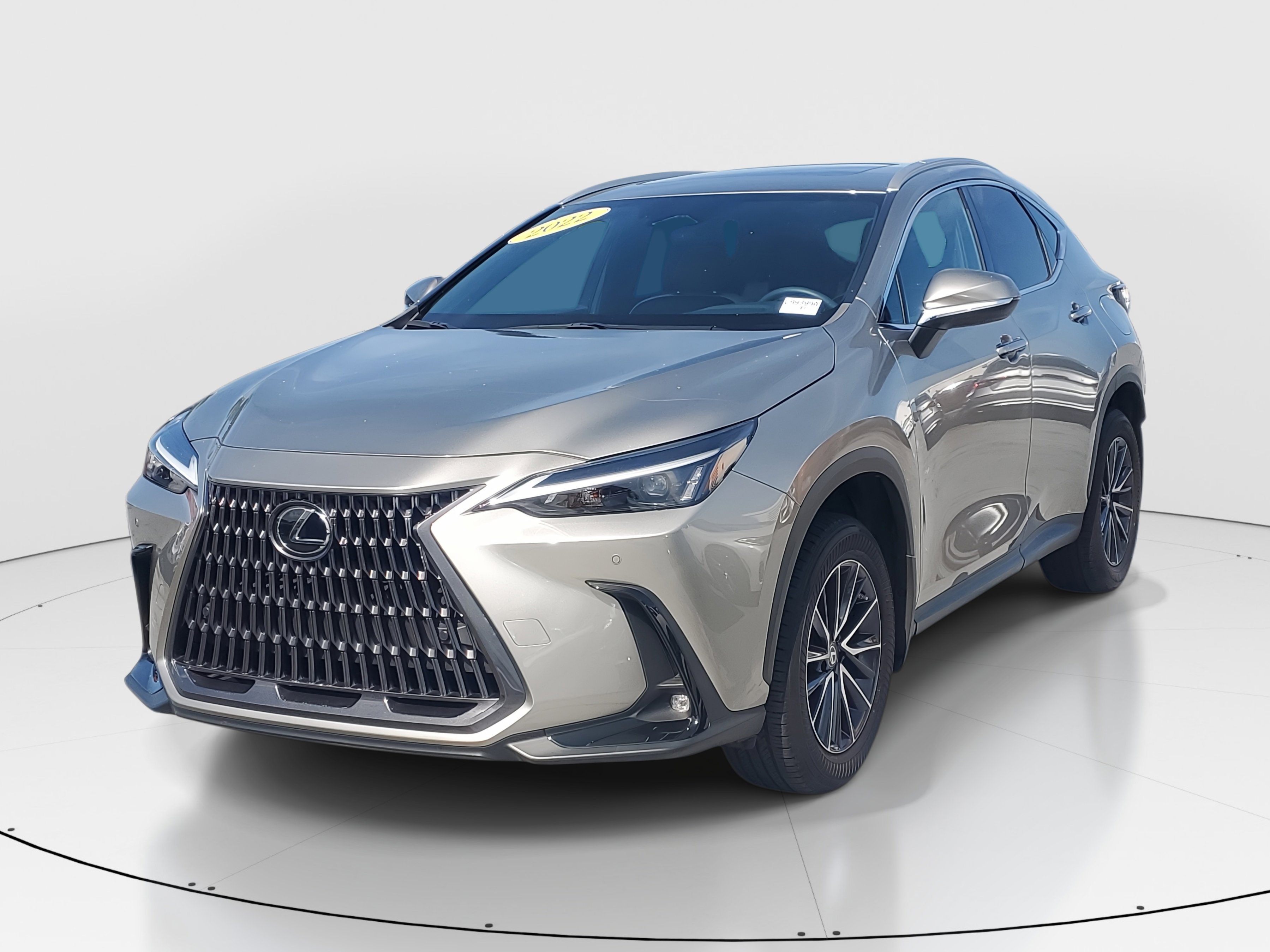 2022 Lexus NX 250 Premium photo 4