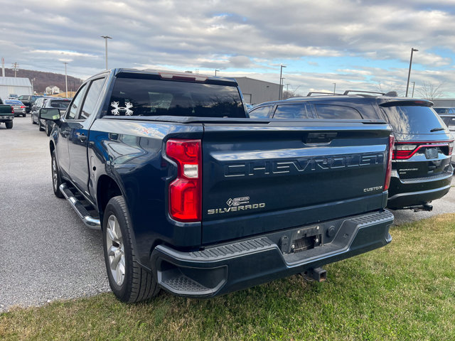 2020 Chevrolet Silverado 1500 Custom photo 3